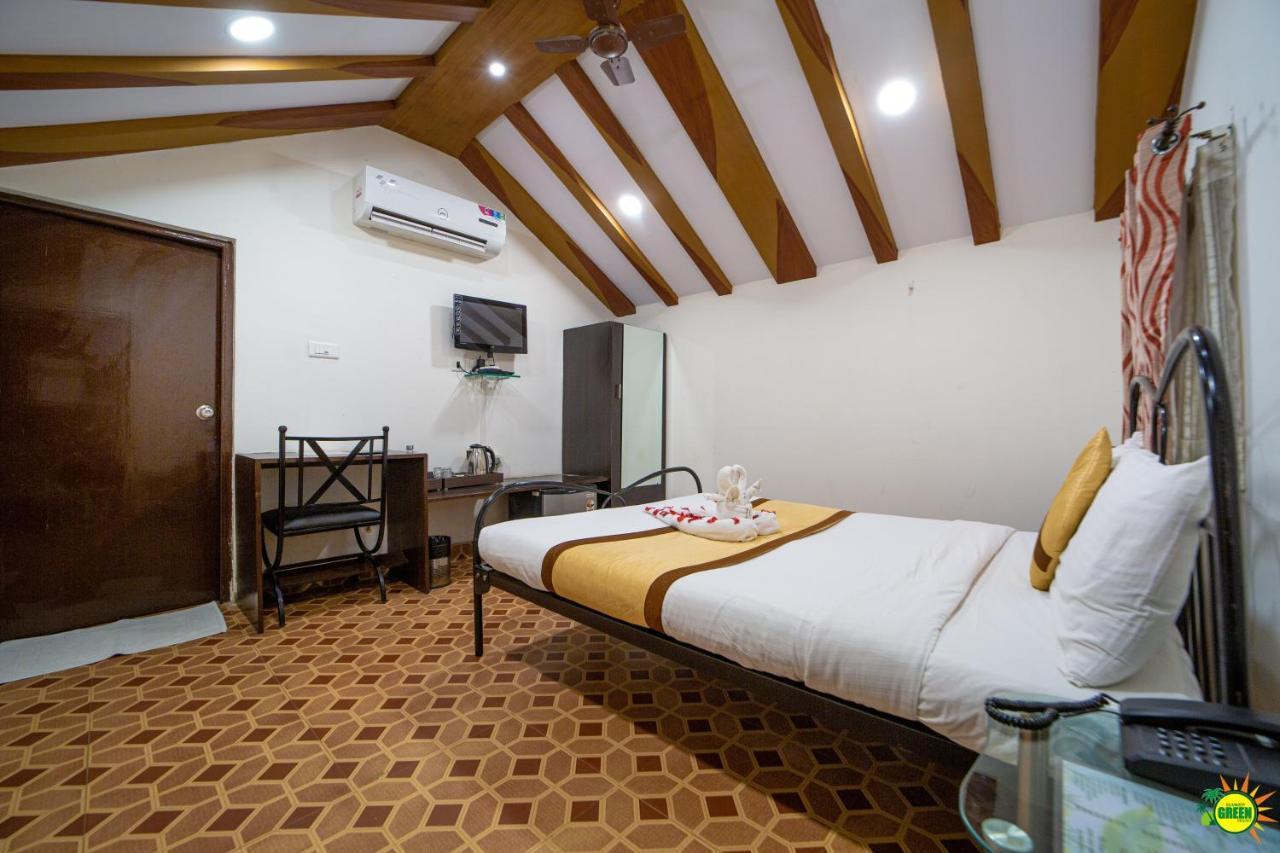 Summer Green Resort Hyderabad Exterior foto