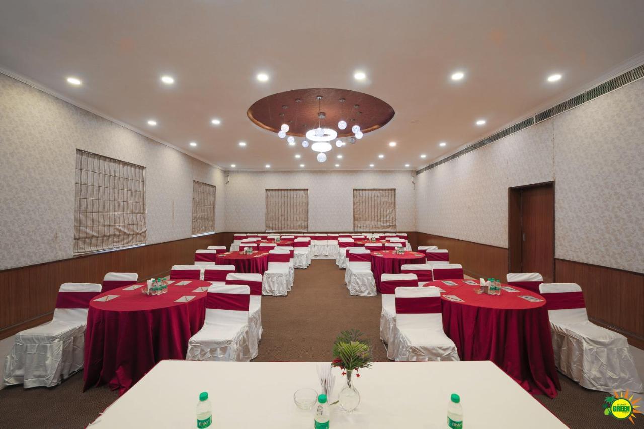 Summer Green Resort Hyderabad Exterior foto